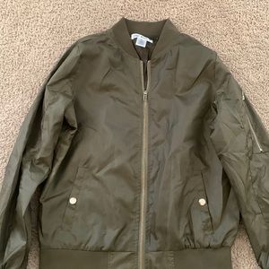 Women’s olive green bomber jacket